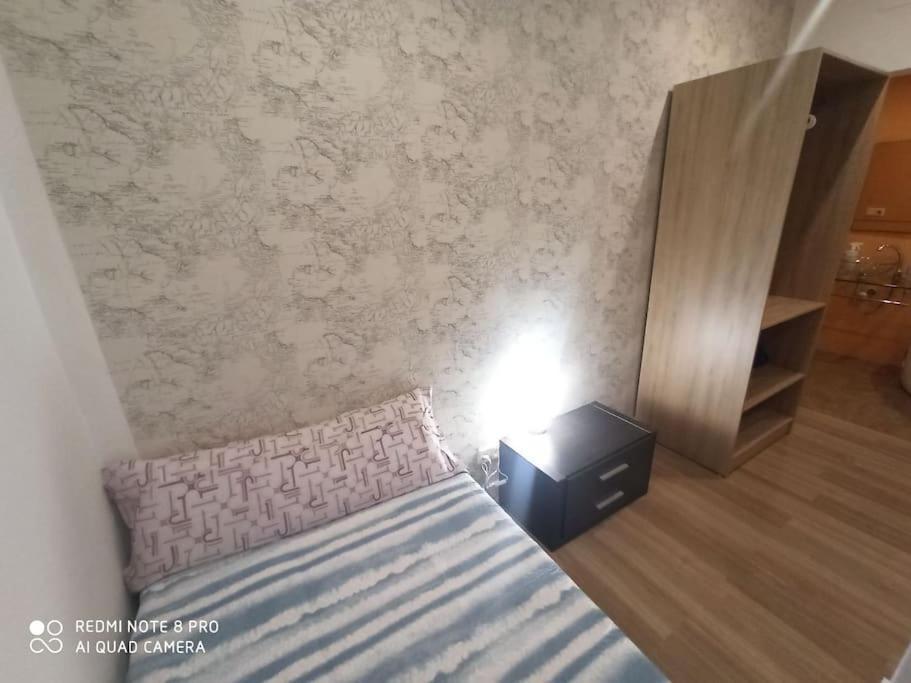 Apartamento Vacacional Apartment Torrevieja Bagian luar foto